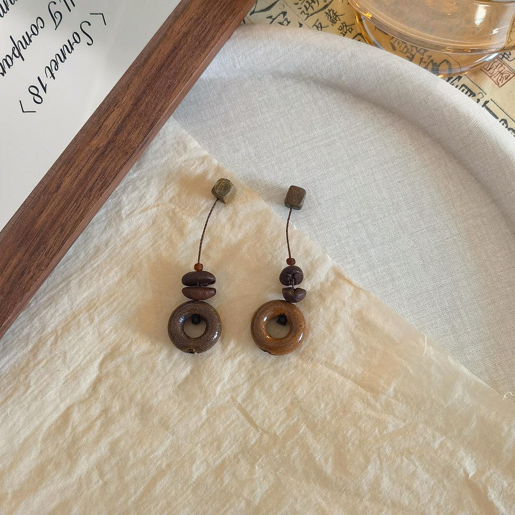 Original Design Natural Stone Real Coffee Bean Ceramic Handmade Earrings Collection Niche Design Coffee Stud Earrings