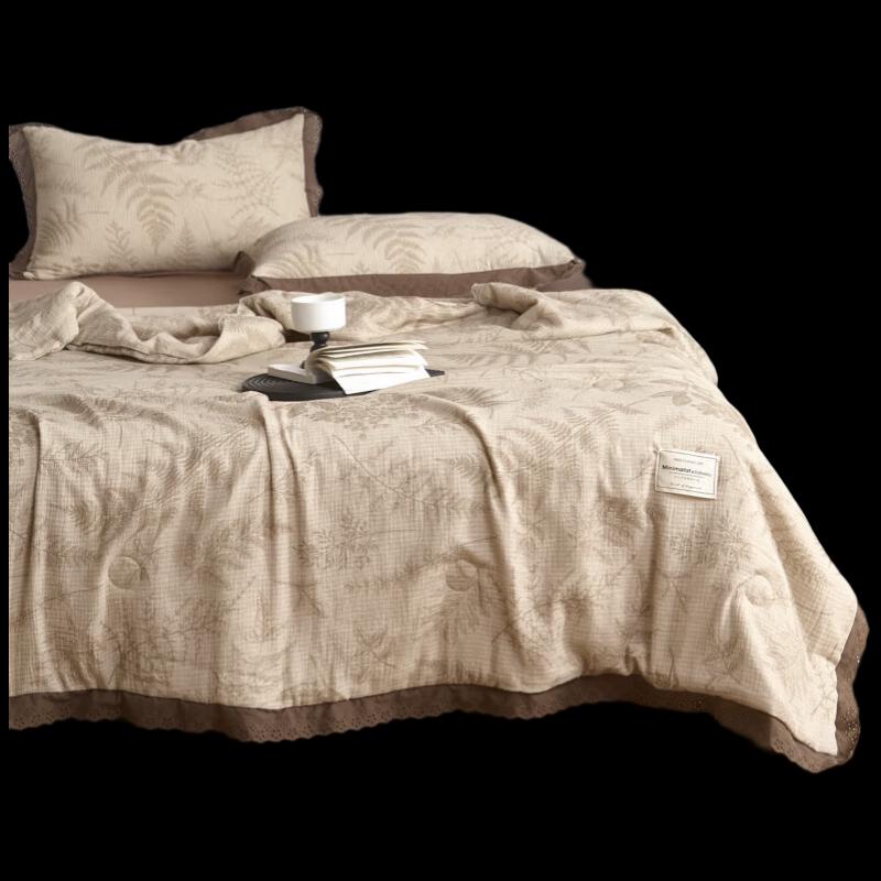 

Red Bean Breathable Milk Protein Fiber Summer Quilt