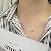 Collana con Fagiolo di Acacia Sorridente, Lusso e Lusso, con Catena Clavicolare di Alto Senso, Design Unico e alla Moda