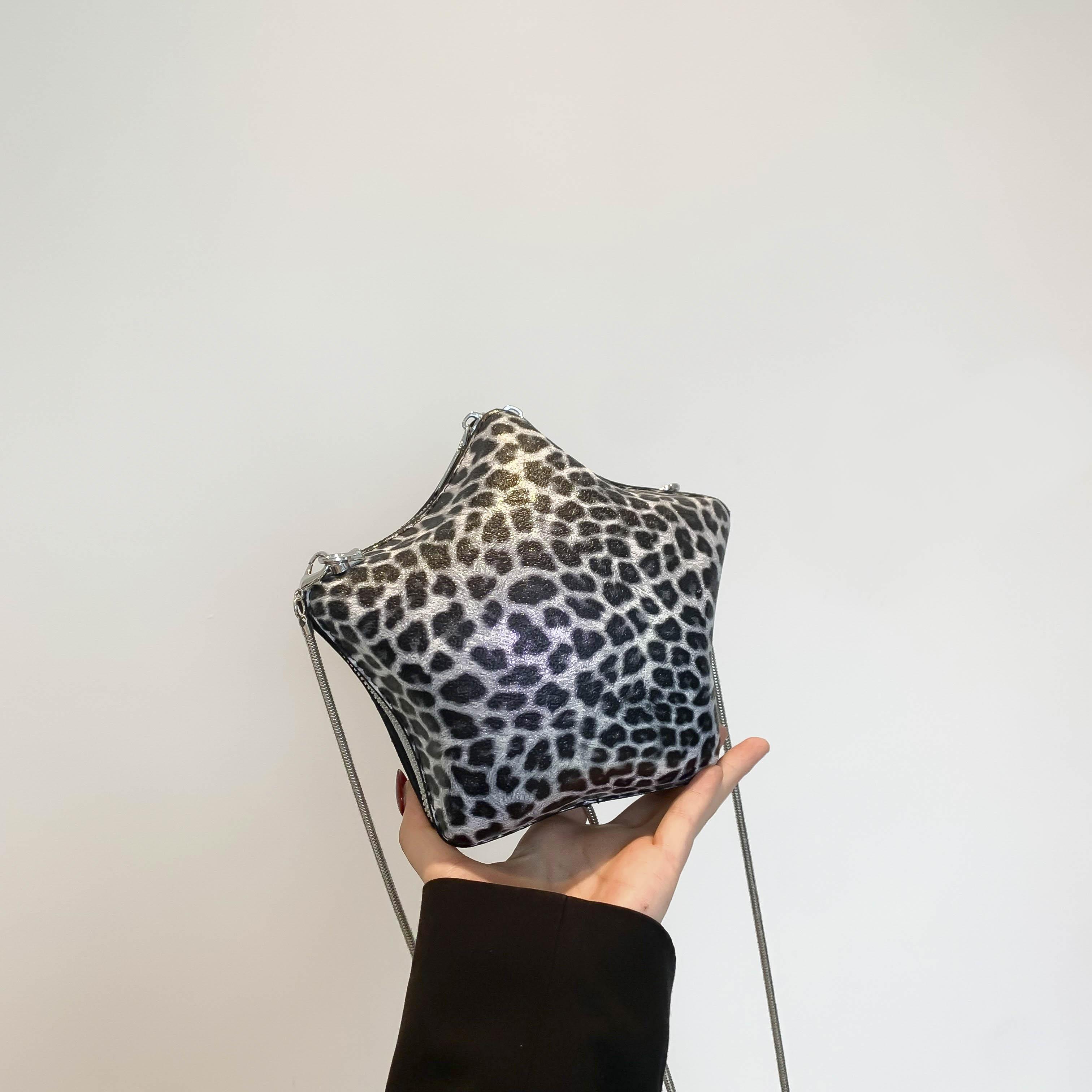 

High end niche design mini small bag lipstick bag trendy and fashionable sweet and cool shoulder crossbody bag