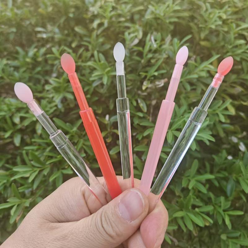 1 Pack Silicone Lip Brushes With Soft Tip Dustproof Cover For Daily Makeup Travel Lip Gloss Use
