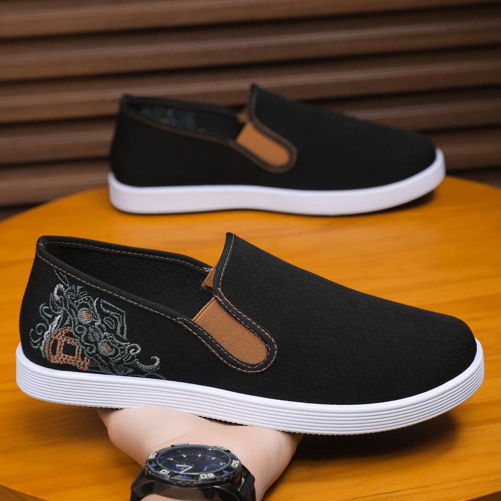 Lightweight soft-soled breathable canvas shoes New ethnic style embroidered cloth shoes Versatile men's cloth shoes