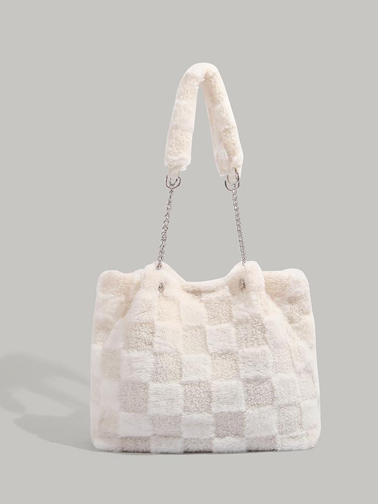

Autumn and winter popular plush bag women 2025 new large-capacity tote bag color matching plaid shoulder bag commuter bag