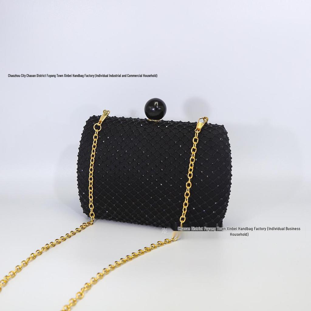 Kvinnors flerfärgade strass-clutch: Elegant Kvällsväska för Cheongsam och Klänning