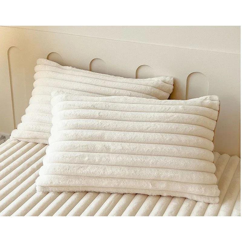Thicken Bedsheet for Winter Bedcover Fluffy Plush Elastic Mattress Cover Fluffy Fleece Bed Linens Non-slip Mattress Cover