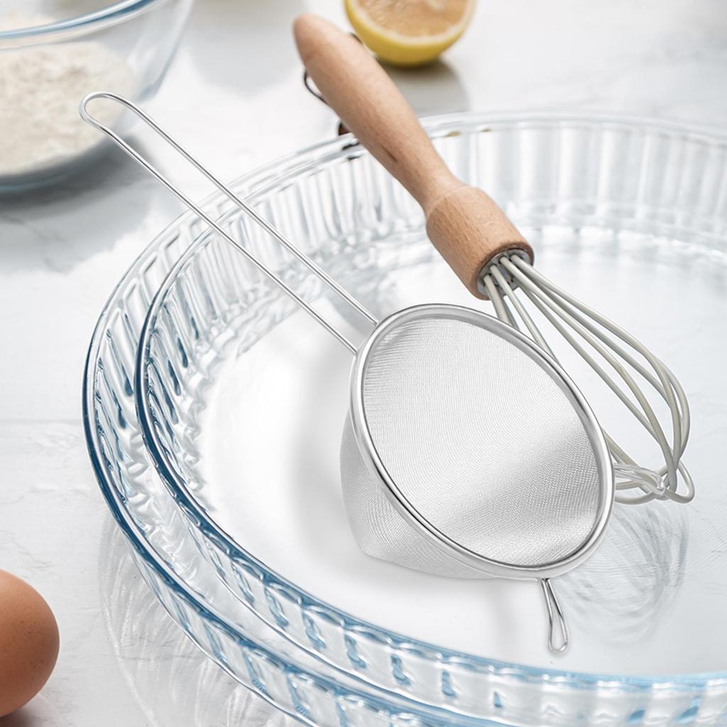 Strainers Fine Mesh Stainless Steel Colander Filter Tool Gadget Tea Sieve Colander for Kitchen Food Rice Oil Noodles Fruits