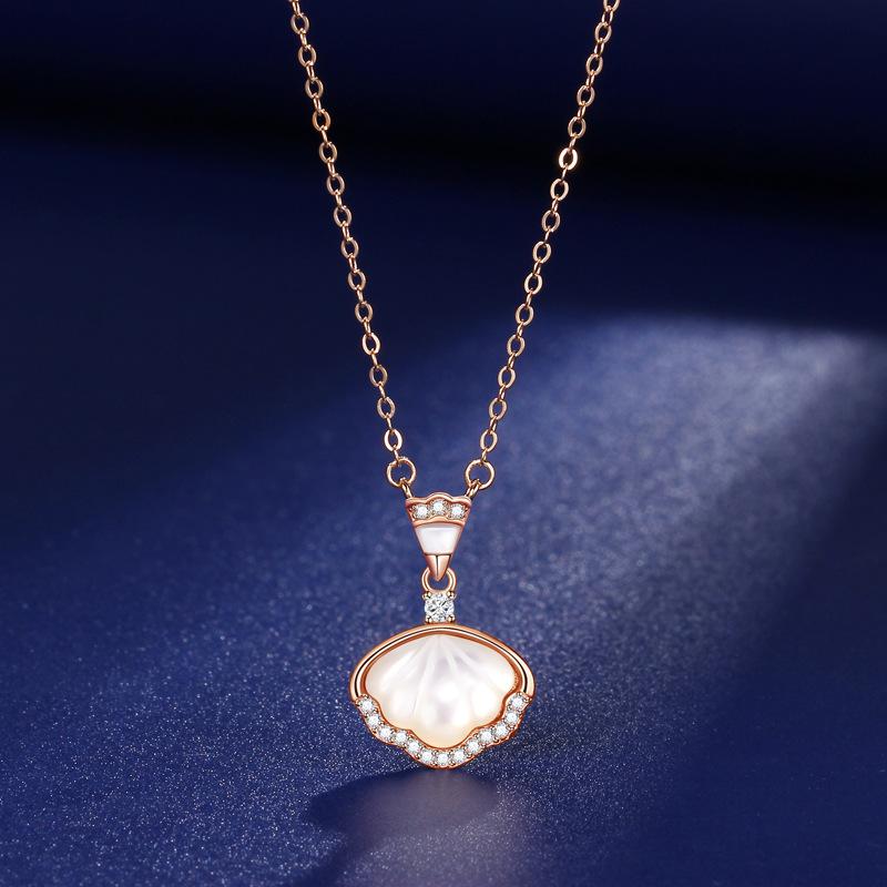 Dress A Shell Necklace Women'S Niche High-End Personality Exquisite High-End Sense White Fritillary Sweater Chain Women Quality