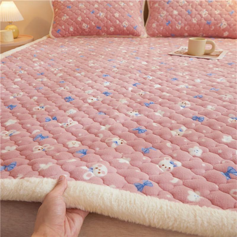 Milk Velvet Thickened Warm Mattress Topper