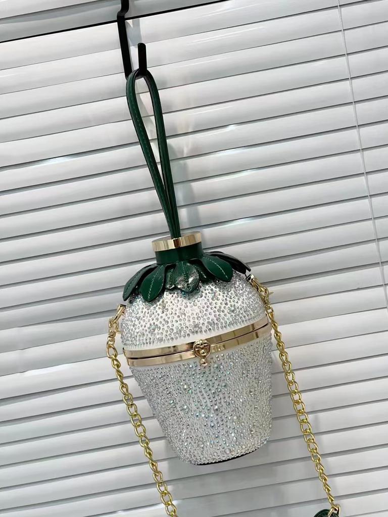 Süßes Erdbeer-Design Abend-Clutch-Tasche Handtasche Luxuriöse Strass-Umhängetasche Diamanten Kristall Hochzeits-Geldbörsen Crossbody-Taschen
