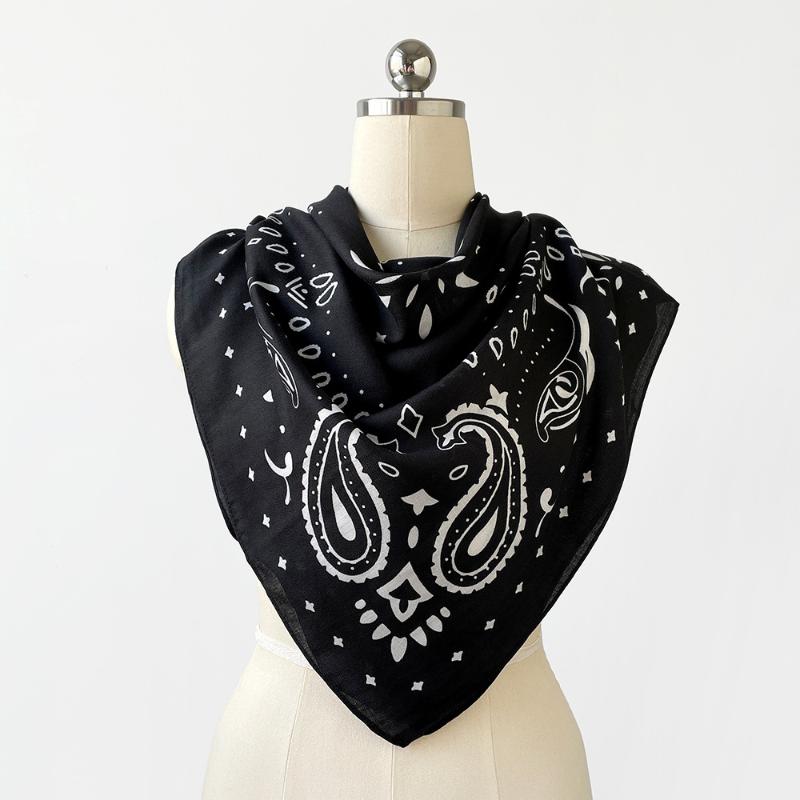 Fashion Paisley Women Head Scarf Printed Soft Female Shawl Wrap Luxury Feel Versatile Stylish Silk Scarves Summer Accessories