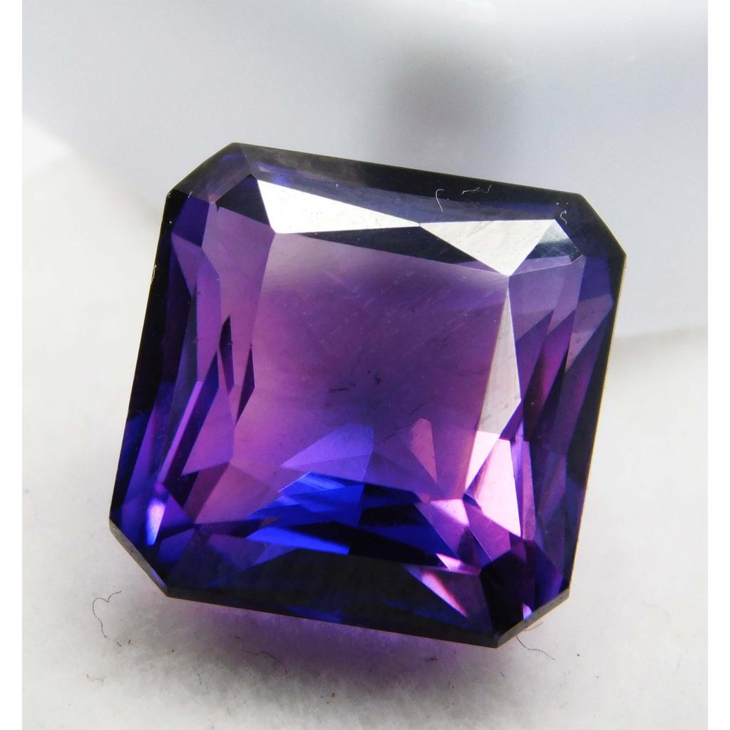 Natural Purple Tanzanite Loose Gemstone 9.10 Ct Square Cut for Jewelry Making and Gem Collections