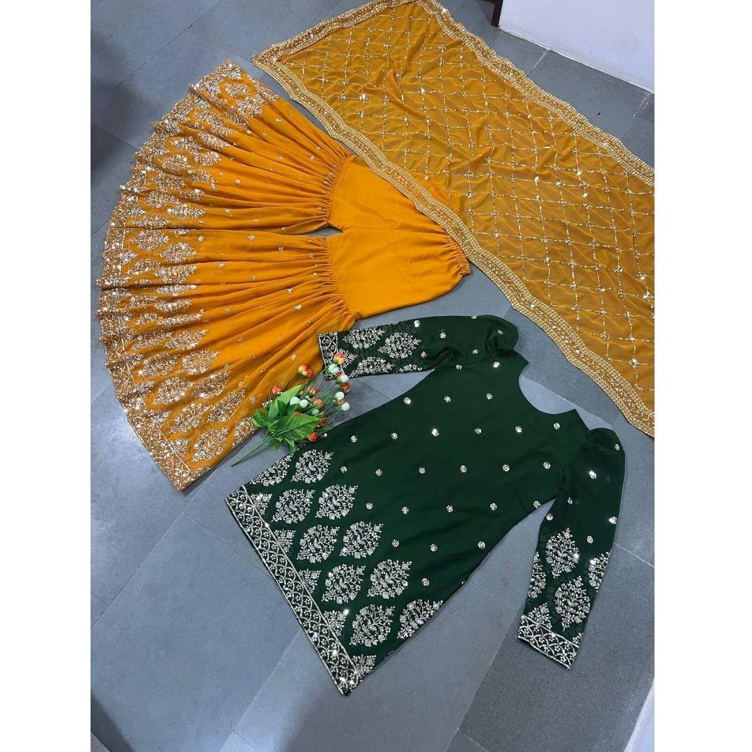 

Недавно разработанный и очень рекомендуемый комплект курта-плаццо для женщин, который можно носить в повседневные дни.