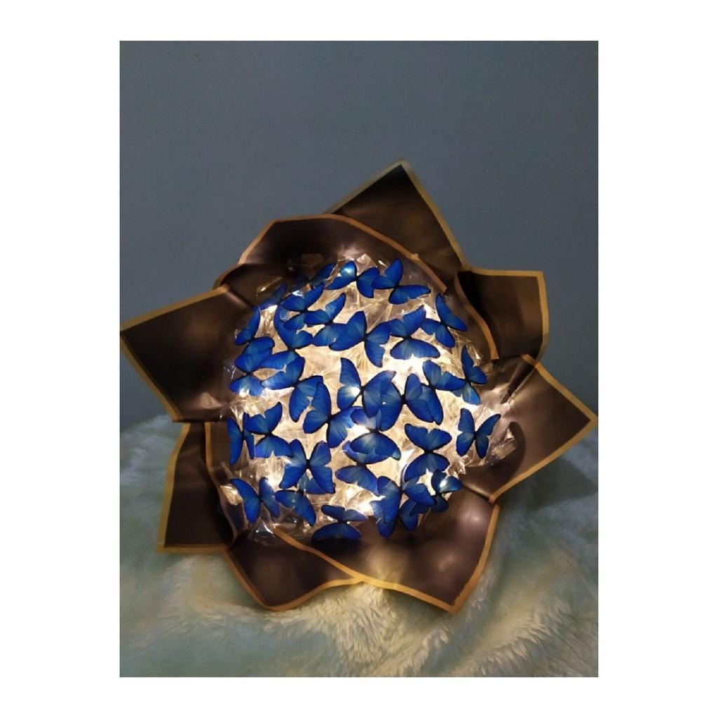 Valentýnský dárek ke Dni učitelů - kytice motýlů modrá s 20 motýly a světýlky (Led)