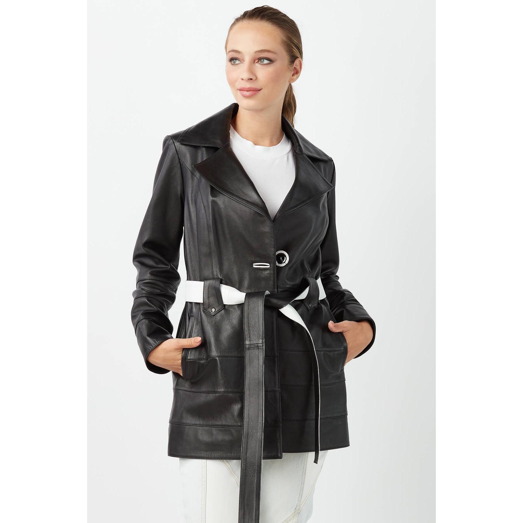 

Женский короткий плащ из натуральной кожи черного цвета