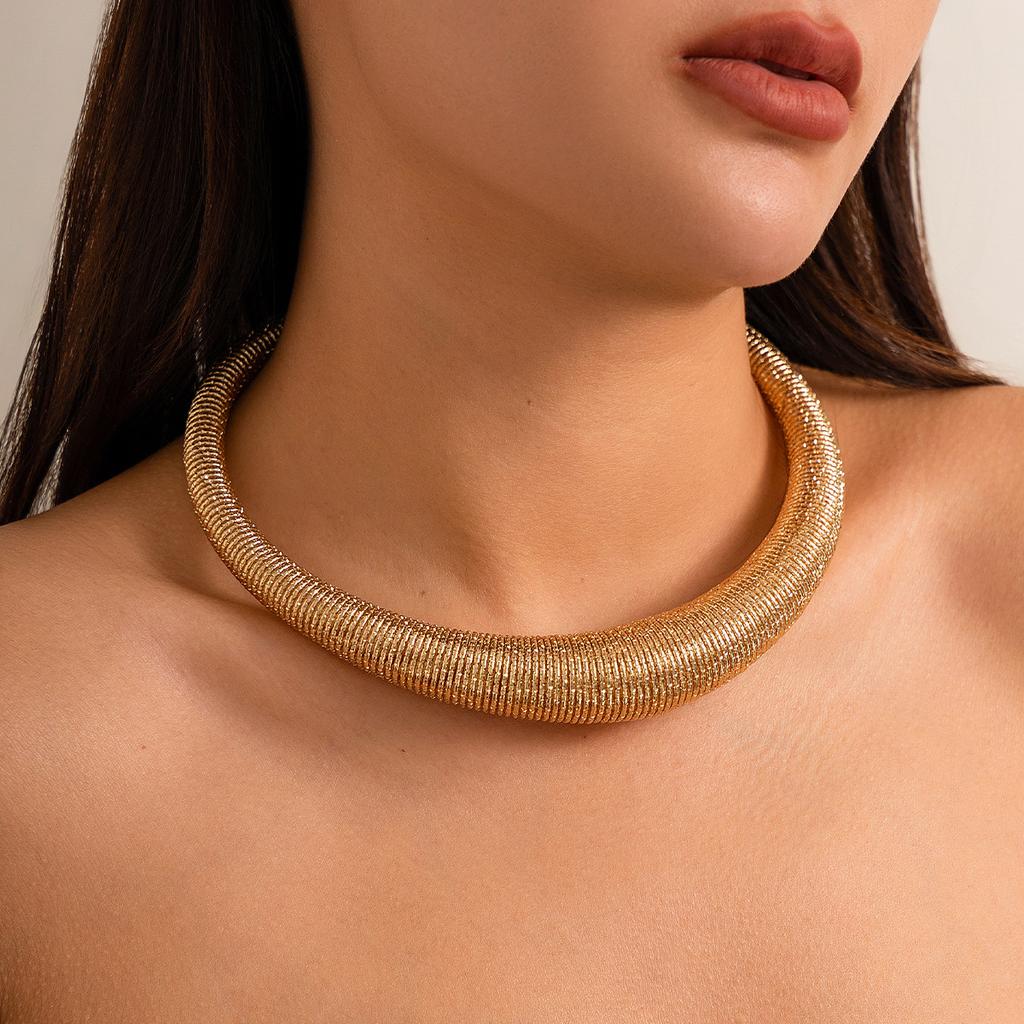 DIEZI Modische Afrikanische Schlangenkette Geometrische Torques Für Frauen Punk Gold Silber Farbe Metall Choker Statement Halskette Neuer Schmuck
