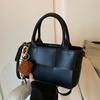 IELGY Woven Style Portable Bucket Bag Simple Commuter Messenger Bag