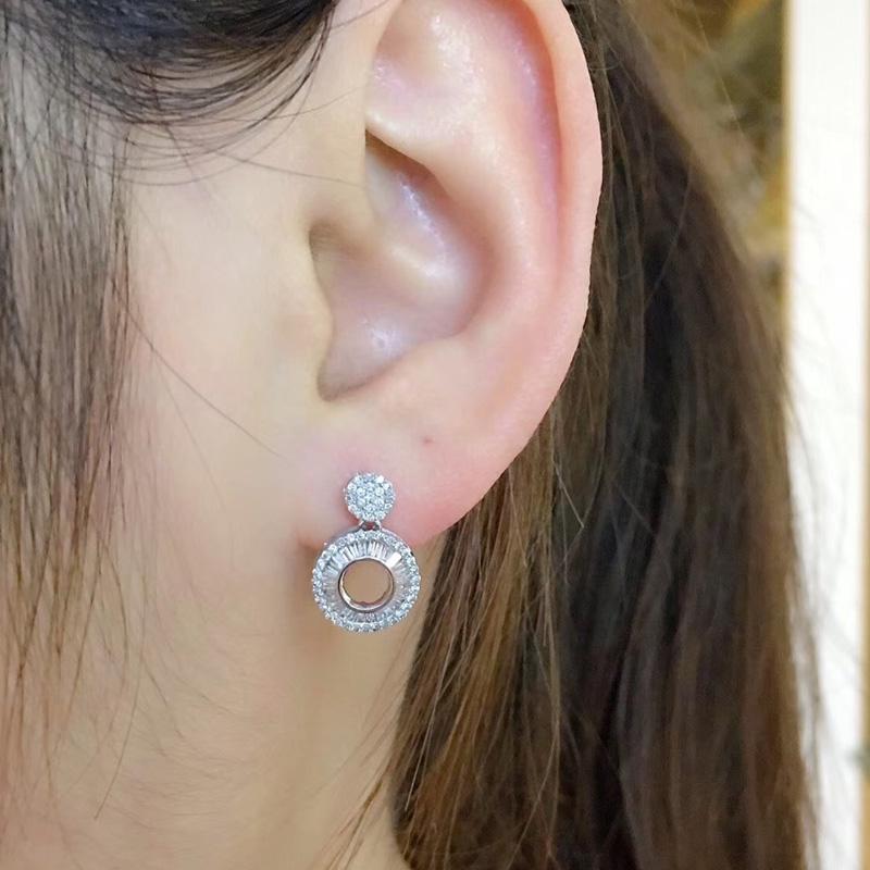 Huitan Brilliant Women's Drop Earrings with Cubic Zirconia Fashion Accessories for Wedding Party Modern Design Earrings Jewelry