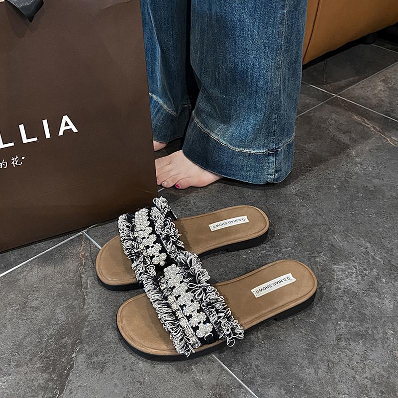 CRLAYDK Women's Flat Sandals Open Toe Pearl Rhinestone Beach Slippers for Summer Ladies Casual Dress Slip On Slides