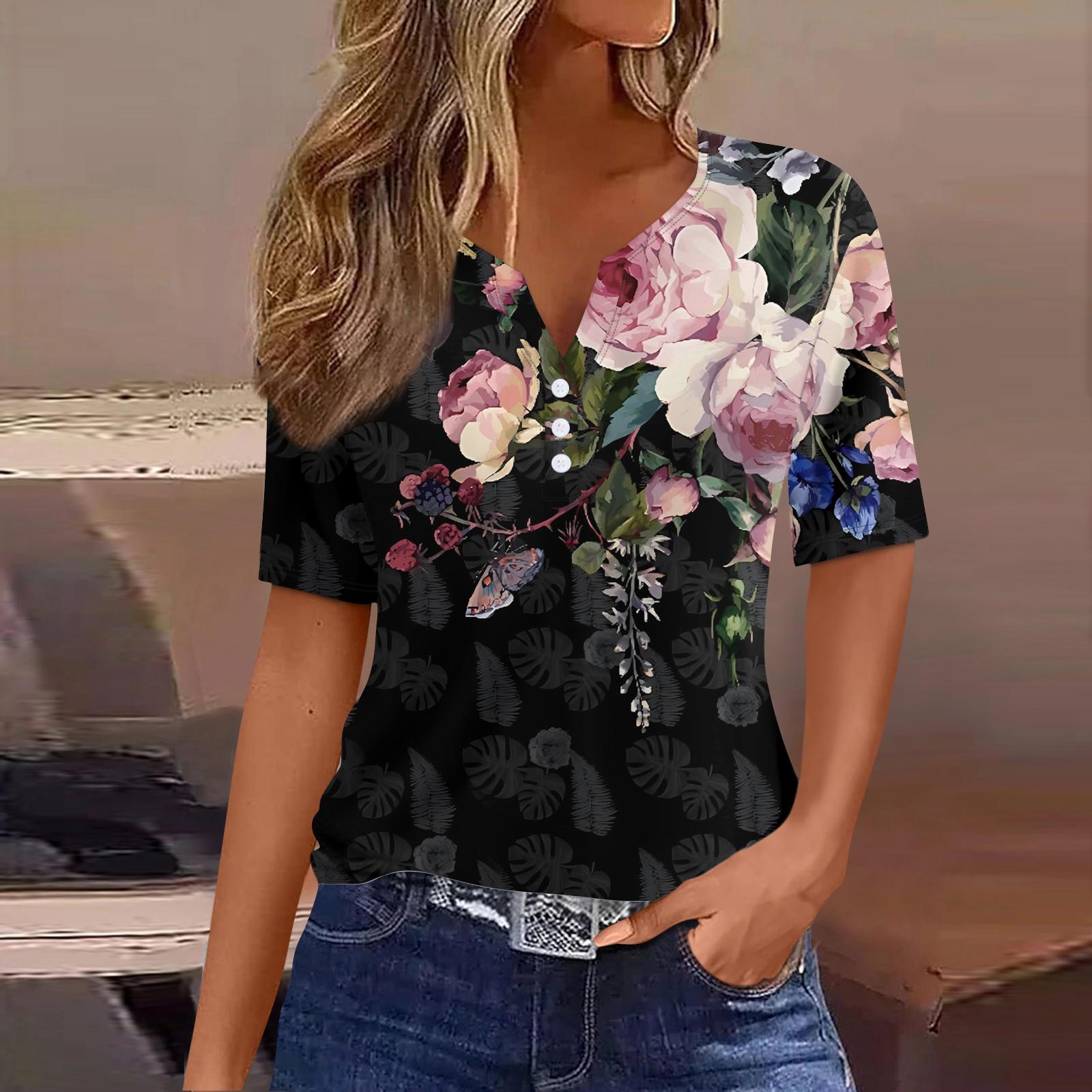 

Женская повседневная футболка с v-образным вырезом и коротким рукавом с цветочным принтом и декоративными пуговицами, топ L чёрный