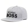 Unisex THE REAL BOSS Broderi Snapback Hat Justerbar Flat Top Baseball Cap Utendørs Reise Dame Luer Solkrem Hat Sports Caps
