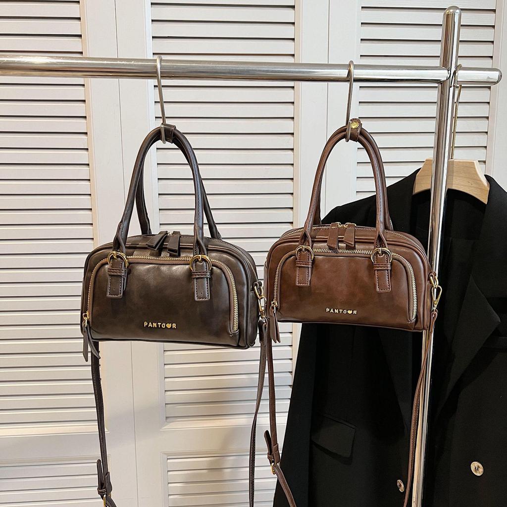 Women's 2024 Retro Handheld Crossbody Bowling Bag: Versatile & Stylish Design