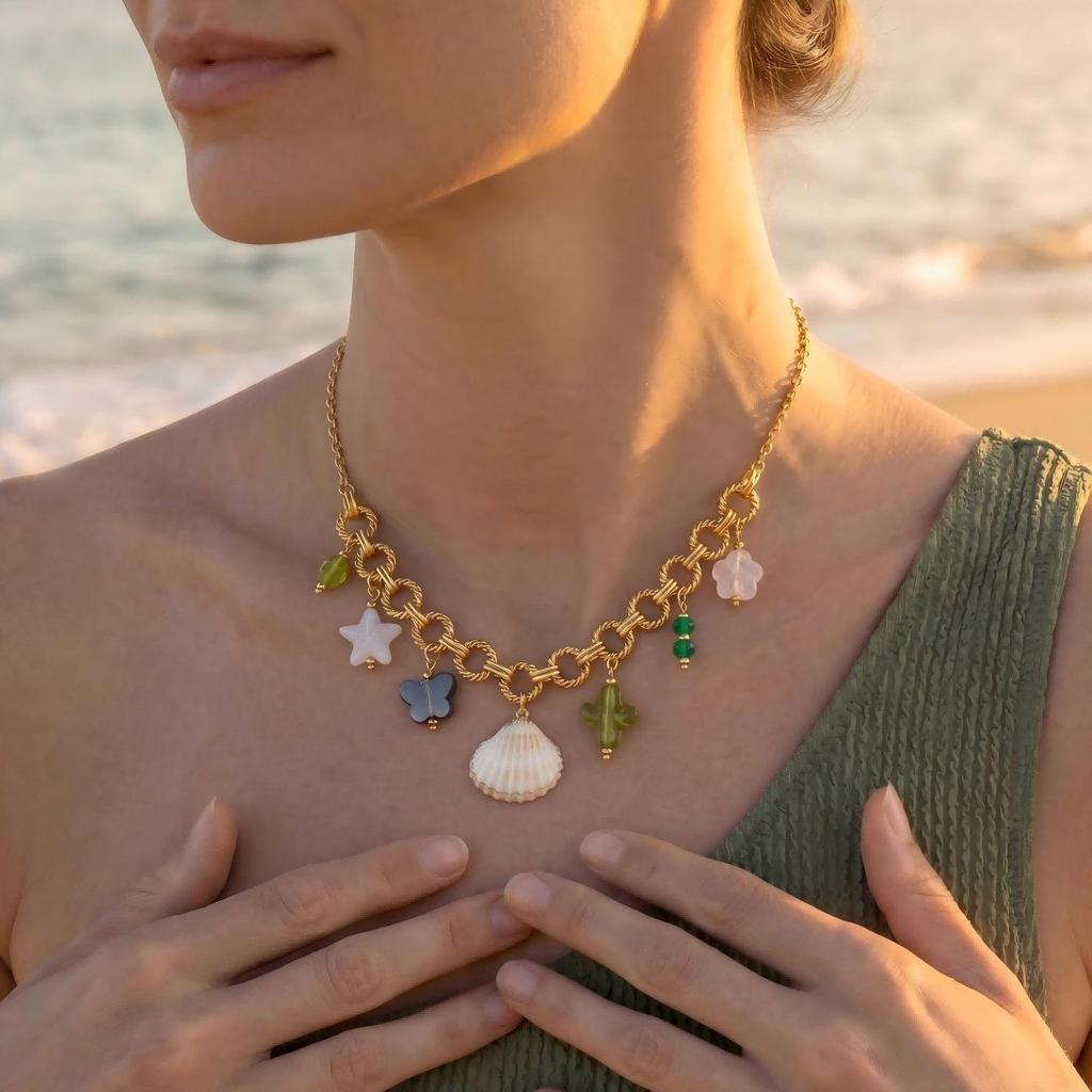 European & American Ocean Beach Style 18K Gold Seashell Pendant Necklaces for Women, Stainless Steel, Light Luxury.