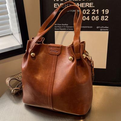 Retro Fashion Small Bag New Women's Bag Maillard Commuter Bucket Bag High Value Shoulder Bag Women