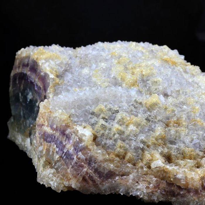 Pierres et Minéraux. Quartz + Fluorite. 3742.5 ct. Fontsante Mine, Var, France..