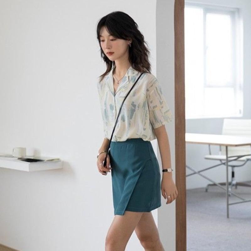 Printed Style Women's Shirt Summer Loose Thin Turndown Collar Button Up Ladies Shirts Fashionable Famale Minimalist Style Casual Top