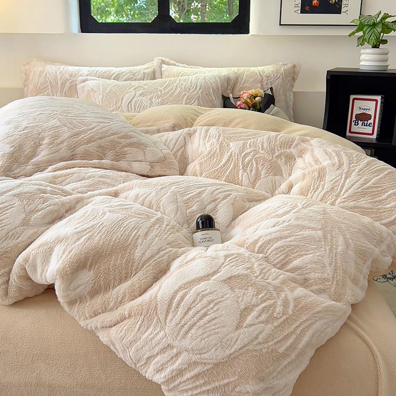 

3D Трехмерный Утолщенный Флис из Кроличьего Волоса с Резьбой Молочный Флис Четыре Предмета Одинарный Пододеяльник 250 * 250Cm single bed sheet