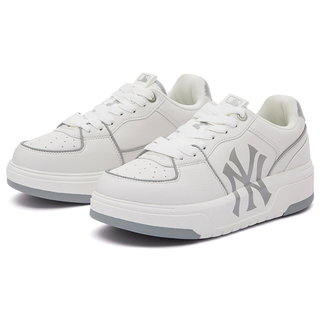 Nye MLB Chunky Liner 24SS New York Yankees Lav Topp Skatesko Unisex Sølv 3ASXCLB3N-50SIS