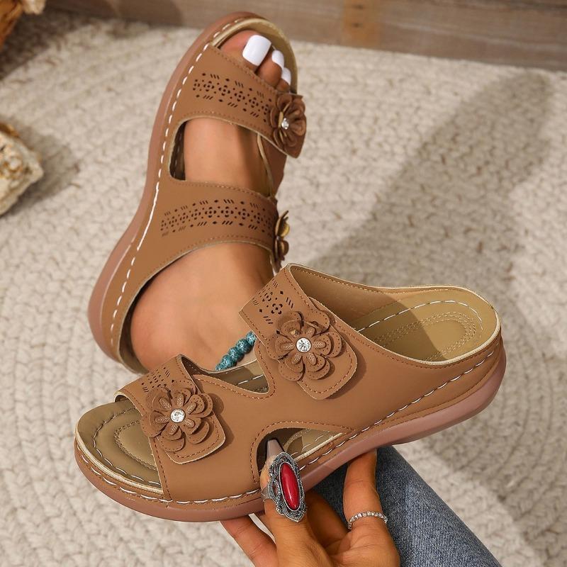 Women's New Summer Wear Flower One-line Solid Color Round Toe Casual Fashion Women's Flat Slippers