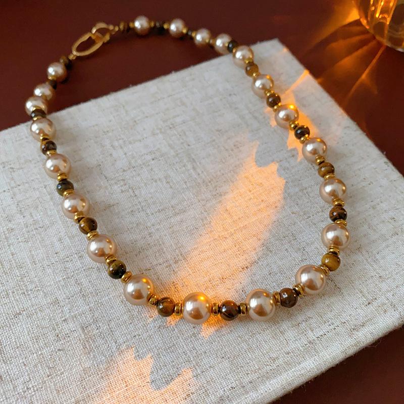Pearl Beaded Clasp Necklace - Retro French Style for Autumn/Winter