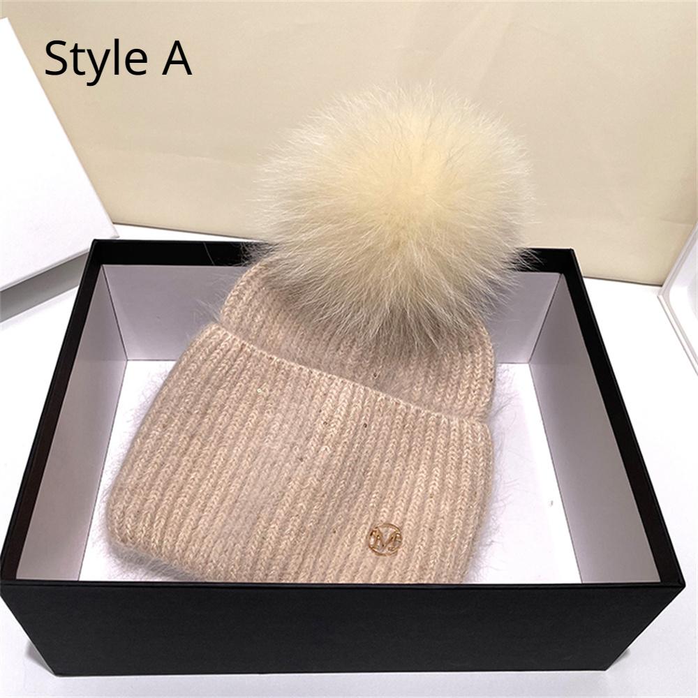 New In Hat Real Fox Fur Pom Poms Hat Women Outdoor Warm Skullies Beanie Winter Hat For Women Rabbit Knitted Thick Cap Christmas
