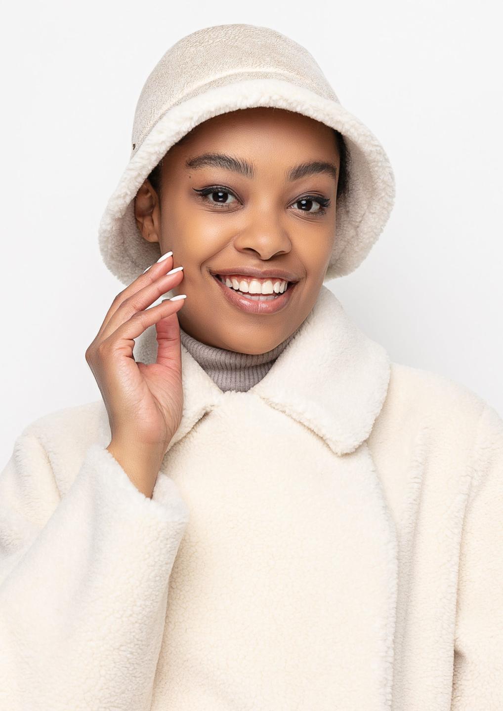 

Панама Samange молоко, білий колір