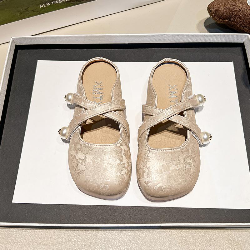 

2025 girls princess shoes spring and autumn foreign style Internet celebrity baby children s slippers flat bottom little girl soft sole shoes sing 26