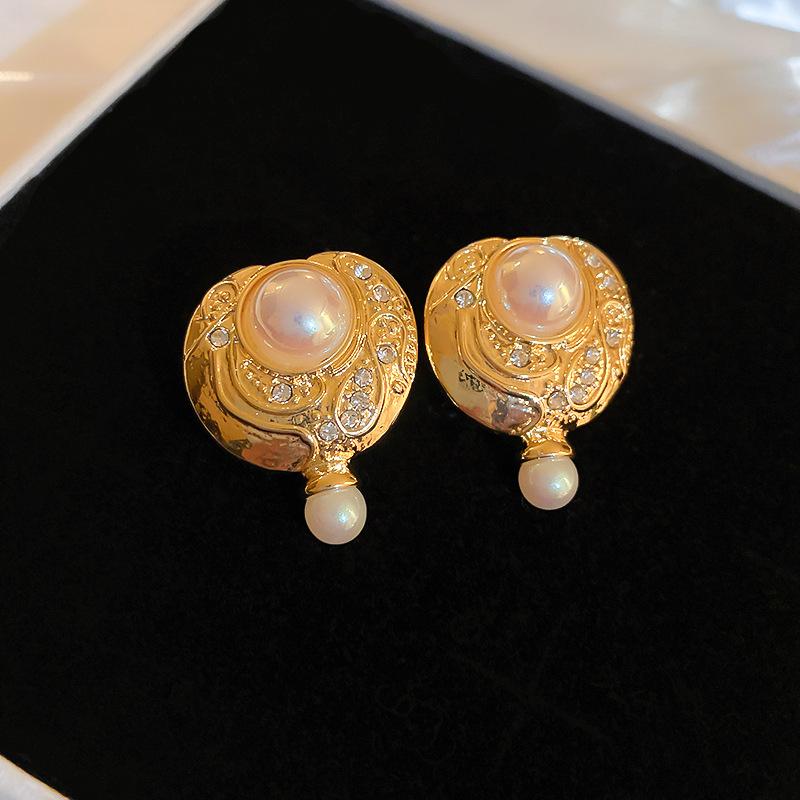 European and American Exaggerated Diamond-encrusted Flower Bow Fringed Earrings Personalized Earrings Internet Celebrity Temperament Earrings