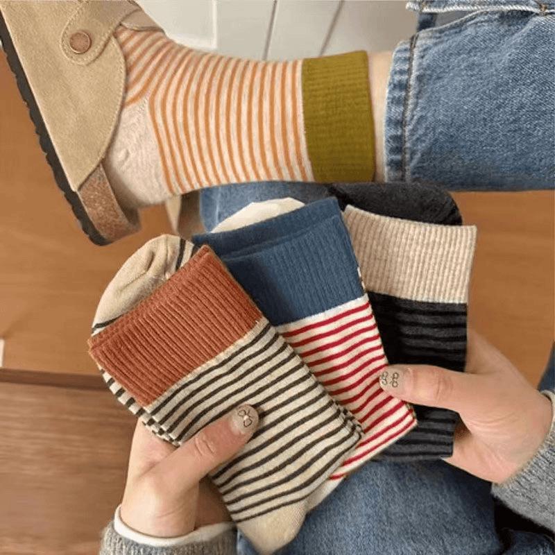 Women's Color Block Retro Striped Mid-Calf Socks - Sweat-Absorbent, Breathable, Elastic, Skin-Friendly, Comfortable, Easy-to-Match, Slouch Style.