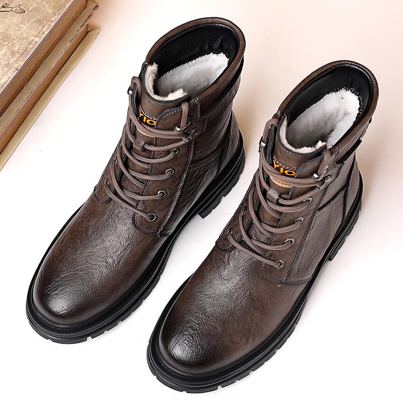 Men's High-Top Winter Fashion Boots with Wool Lining - Warm & Thickened for Cold Weather.
