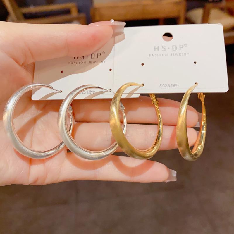 Personality Fashion Simple Metal Brushed Hoop Earrings Temperament Versatile Cool Style Earrings for Women