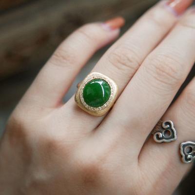 Vintage Style Ancient Gold Wire Drawing Crafts Natural Jade Chalcedony Green Rings For Women Luxury Fashion Wedding Jewelry