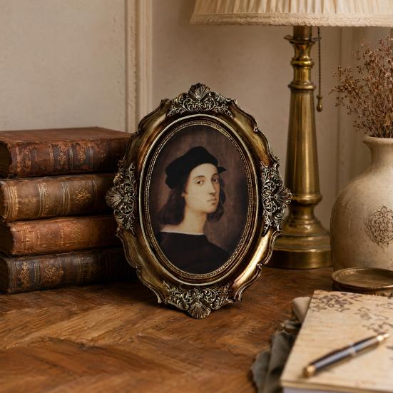 Vintage Oval Picture Frame with Embossed Design Tabletop/Wall Mount Retro Po Frame