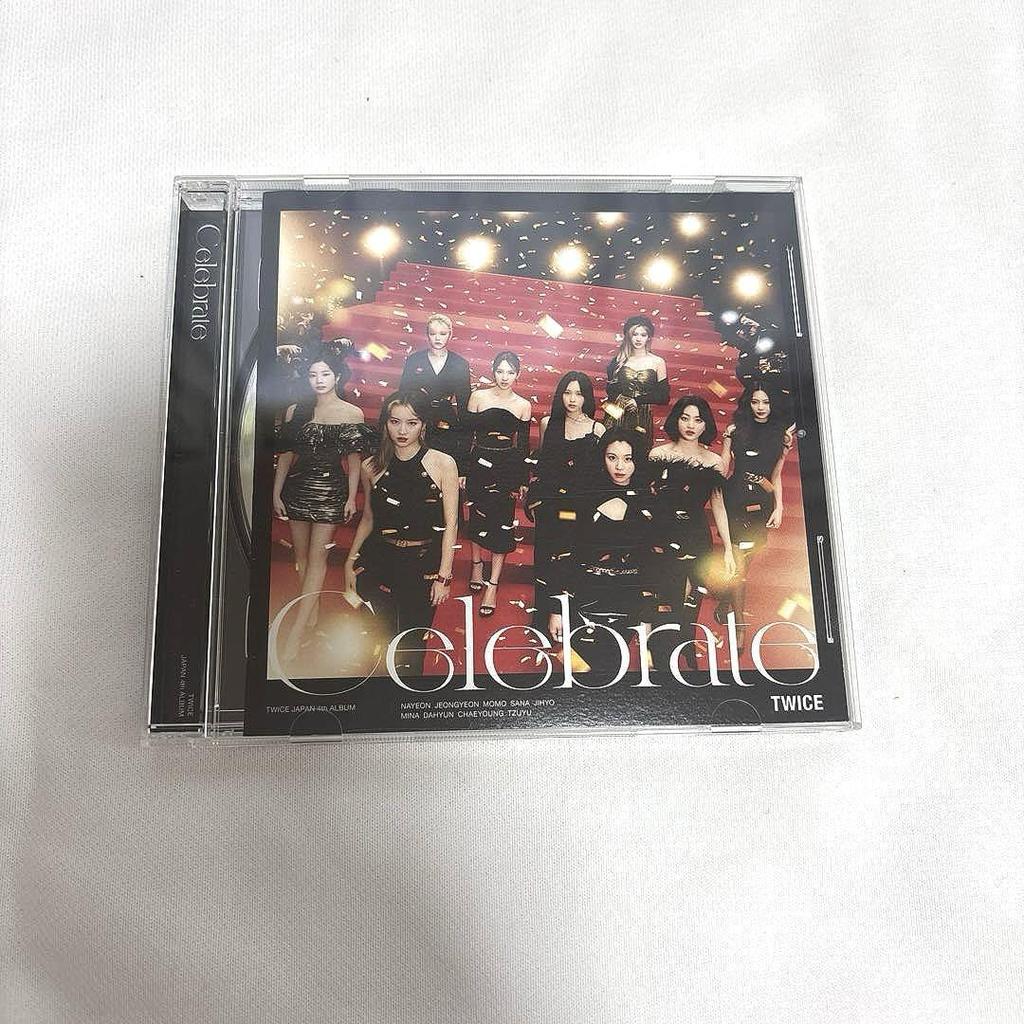[USED] TWICE Celebrate 5-piece set