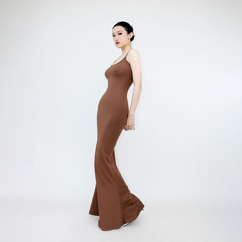 

Bylu Solid Color Versatile Slim-Fit Slim Fit High-Elastic Slip Dress Light brown XS