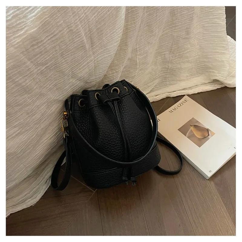 Damska torba z prawdziwej skóry  niszowa torba skórzana  torba crossbody o dużej pojemności  lekka torba  luksusowa moda  nowa