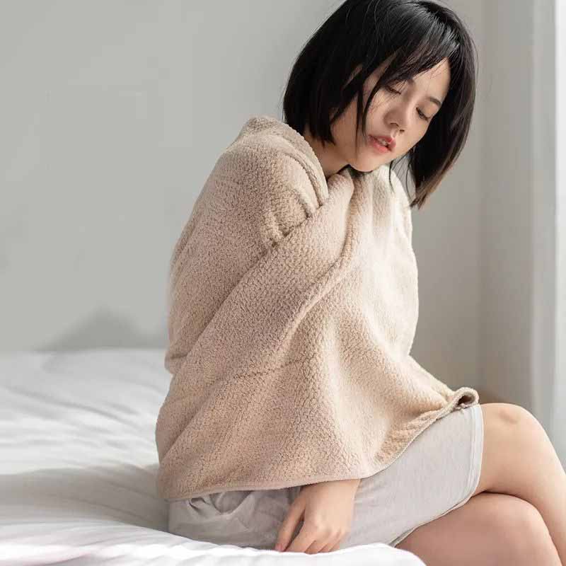 Prosop mai mare Prosoapele de baie sunt mai absorbante decât bumbacul pur, fără decolorare, fără căderea părului. Baie pentru adulți