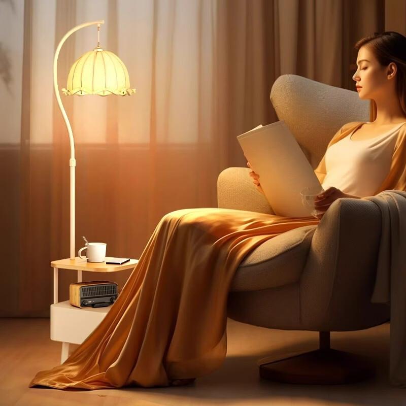 OEING Walnoot Vloerlamp met 3-kleurige Dimfunctie