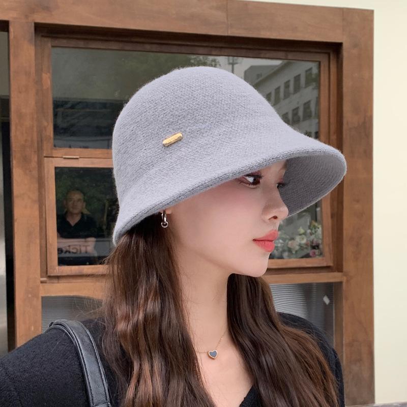 Autumn And Winter Bucket Hat Women'S Solid Color Small Brim Basin Hat Fashionable White Outdoor Warm Cold Show Face Small Bucket Hat