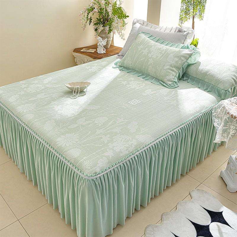 Princess Style Cooling Bed Skirt Set with Ruffled Lace Bedspread - Ice Silk Bean Mat for Summer