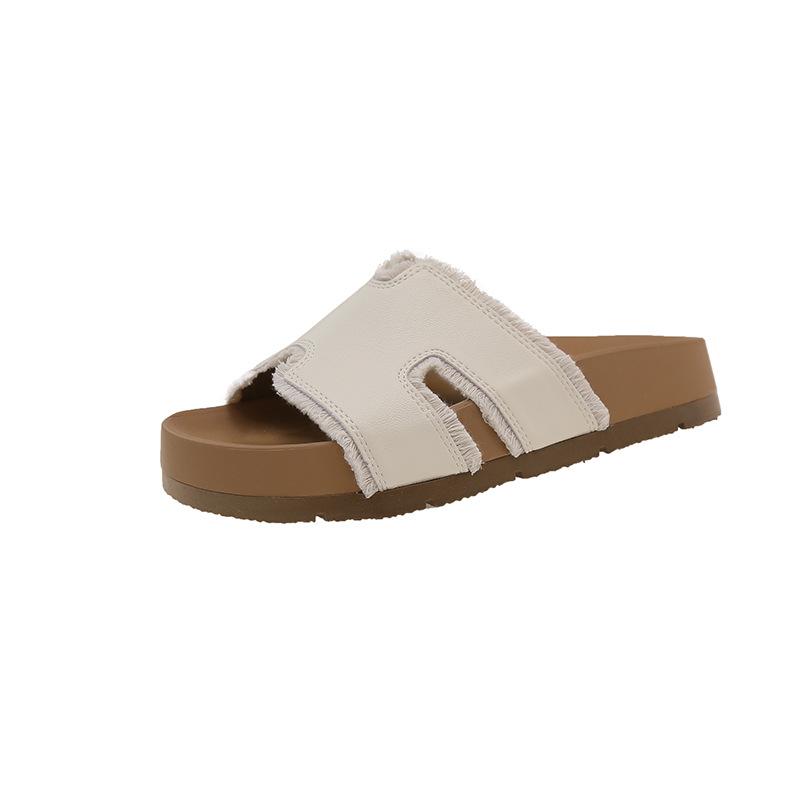 2025 Summer New Thick-soled Slippers Women's Soft-soled Color Matching Fashion Beach One-pedal British Versatile Outerwear Sandals